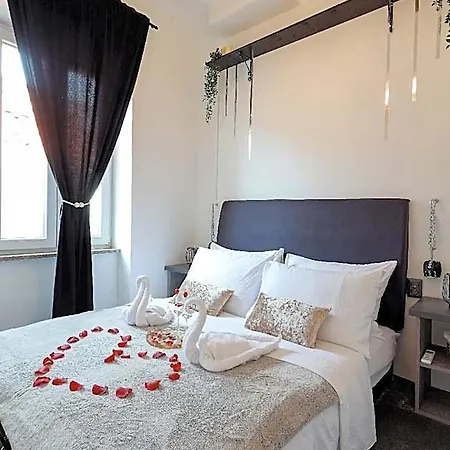 The - Couples Romantic *